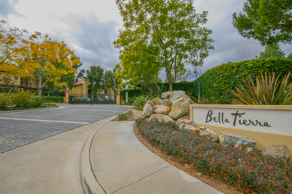 Laguna Hills Bella Tierra
